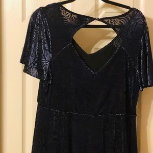 Torrid size 1 v neck dress front and back.